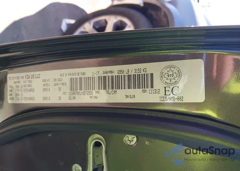 2017 Ram 1500 Laramie z USA, uszkodzony, nr VIN 1C6RR7NM1HS872955